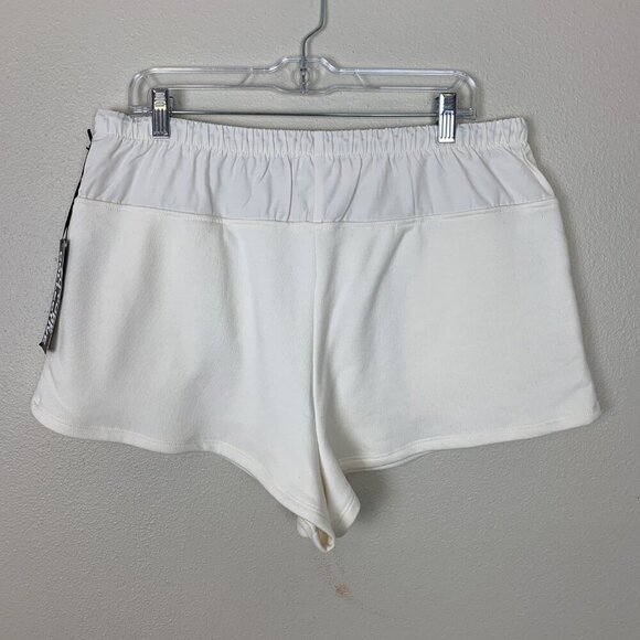Future Collective Womens Shorts NEW L Off White Cream Pull On Knit - Picture 8 of 16